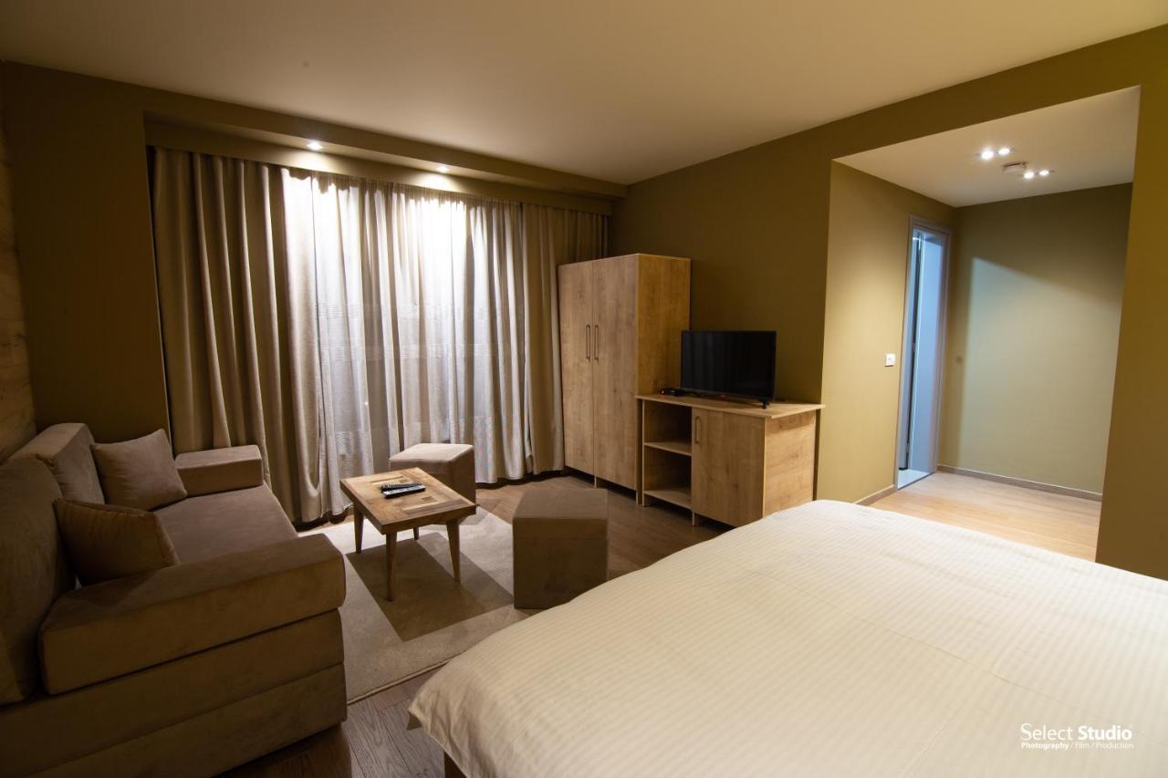 Sahati Hotel & Restaurant Korce Exterior foto